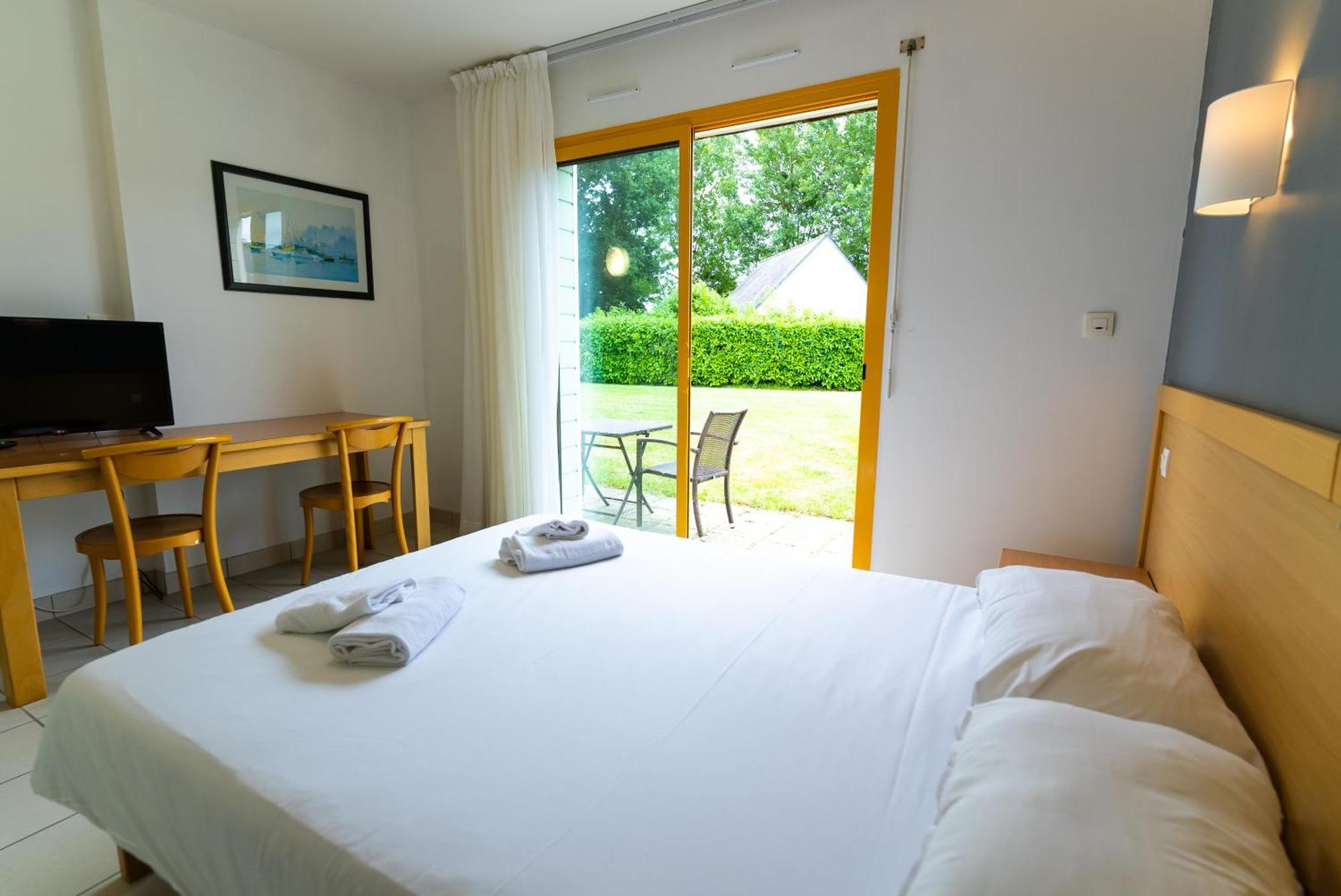 Azureva Tregunc Hotel Eksteriør billede