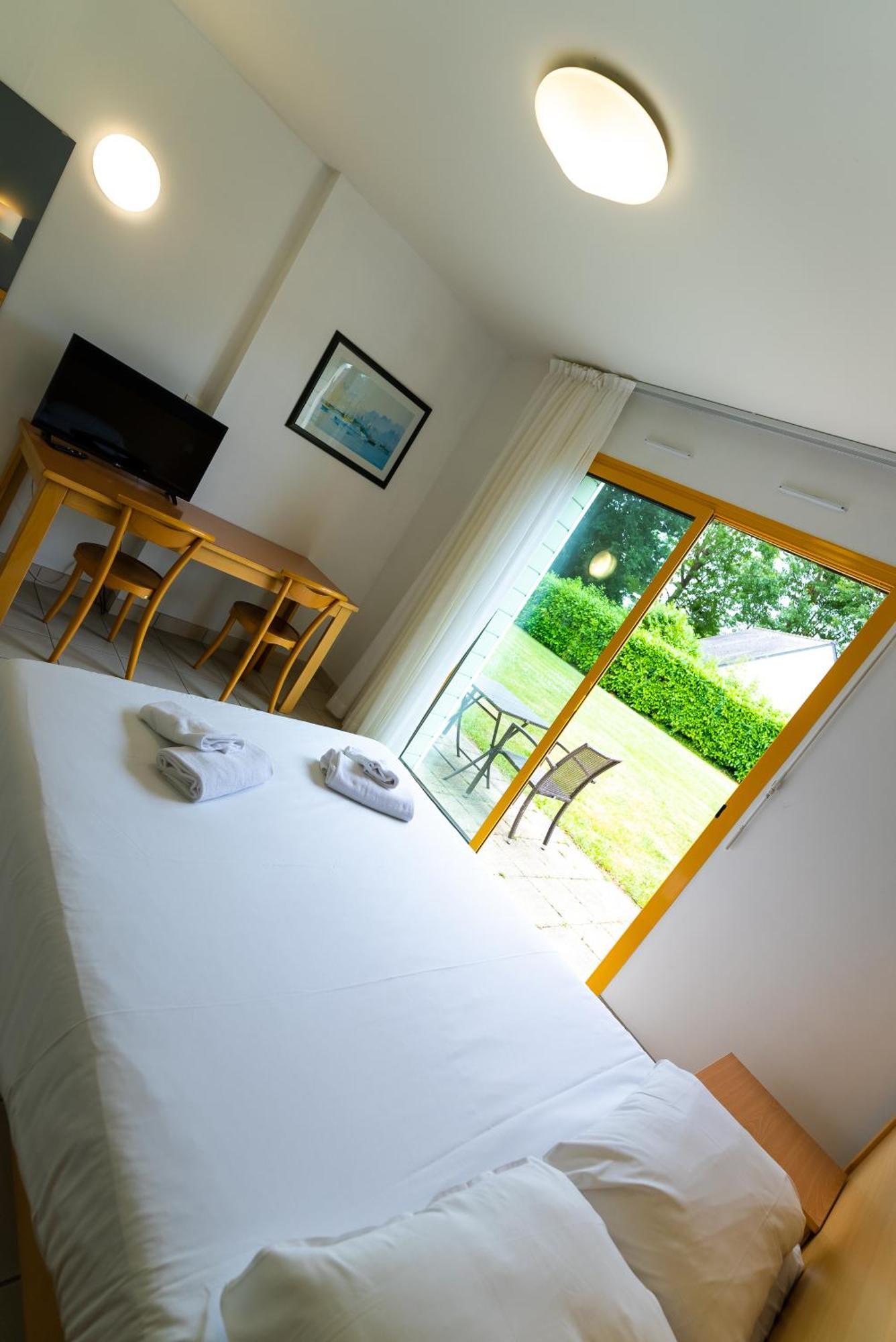 Azureva Tregunc Hotel Eksteriør billede